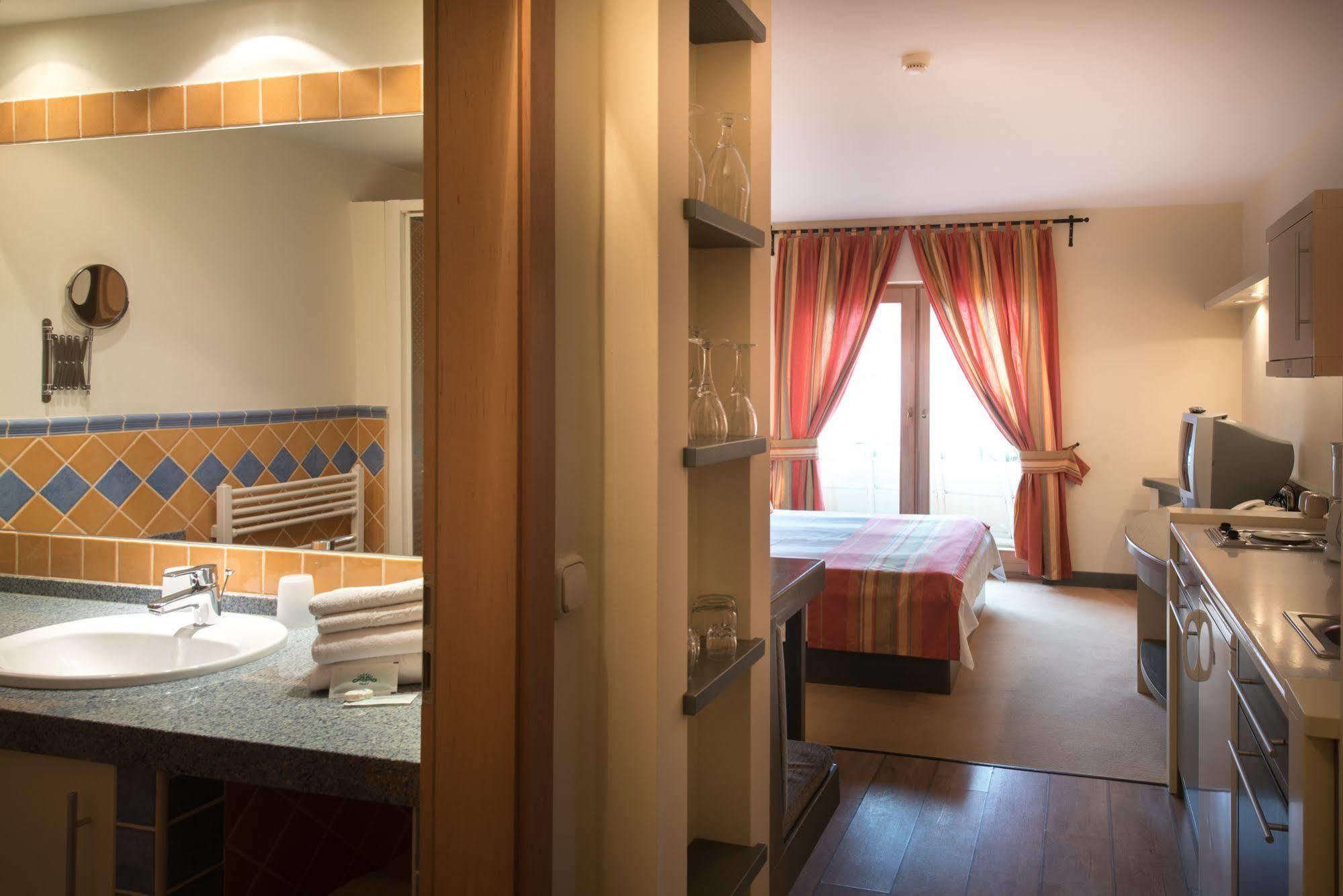 Hotel Kalma, Kalma Villa, Apart Hotel Hévíz Exteriér fotografie